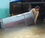 Máy bơm chìm hút nước ngập do triều cường Máy bơm chìm hút nước ngập do triều cường