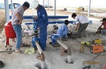 Cẩn thận với ống máy bơm nước Cẩn thận với ống máy bơm nước