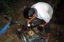 Đi bơm nước cấy lúa bị điện giật chết Đi bơm nước cấy lúa bị điện giật chết